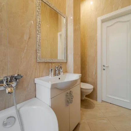 на конопницької 4 Apartament Lwów